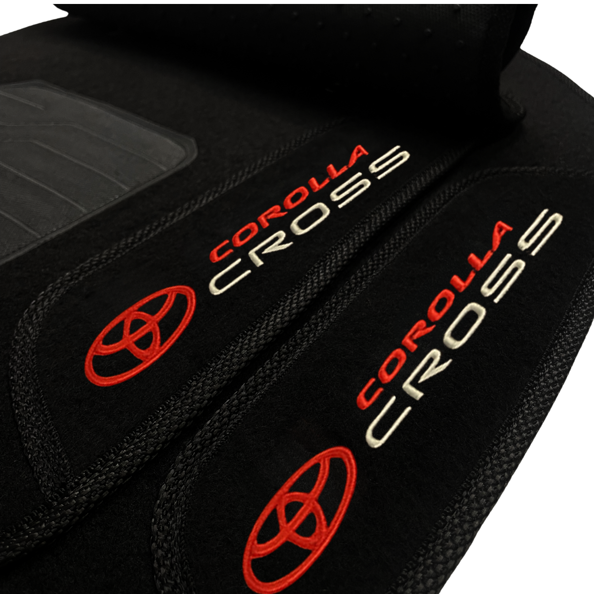 TAPETE CARPETE COROLLA CROSS BORDADO 4 PEÇAS