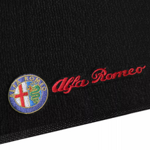 Carregar imagem no visualizador da galeria, TAPETE CARPETE ALFA ROMEO 156 1997 A 2007 PRETO 4 PEÇAS
