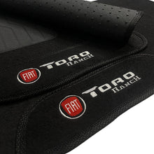 Carregar imagem no visualizador da galeria, TAPETE CARPETE FIAT TORO RANCH 2020 A 2023 PRETO 5 PEÇAS
